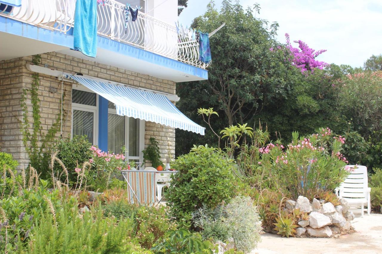 Apartments Blue Sea Малий Лошинь Екстер'єр фото