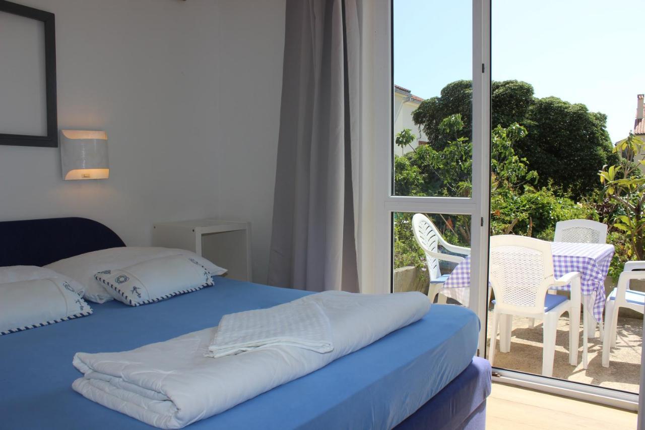 Apartments Blue Sea Малий Лошинь Екстер'єр фото