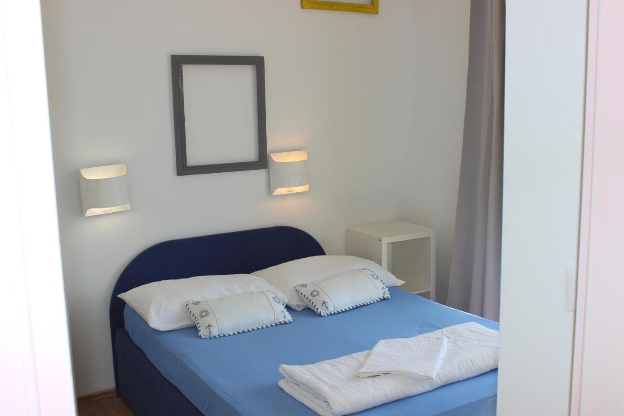 Apartments Blue Sea Малий Лошинь Екстер'єр фото
