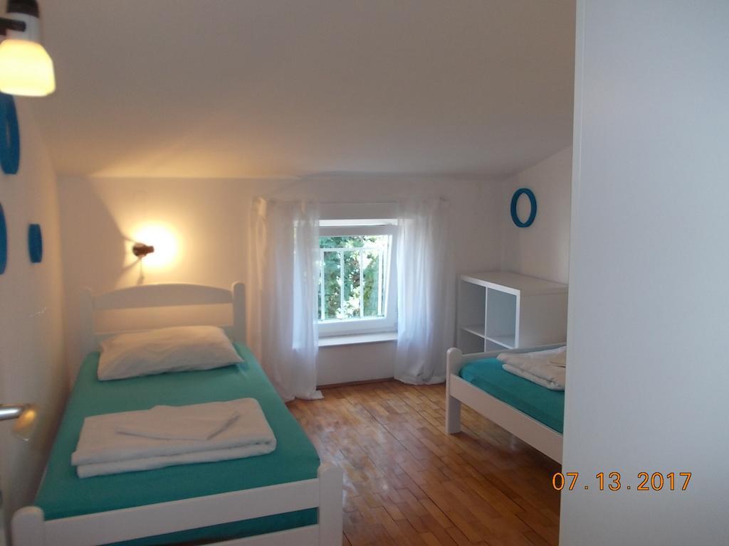 Apartments Blue Sea Малий Лошинь Екстер'єр фото
