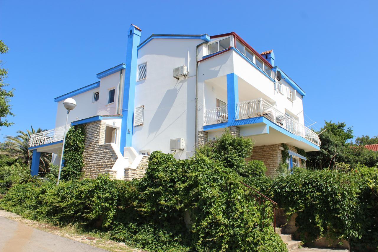 Apartments Blue Sea Малий Лошинь Екстер'єр фото